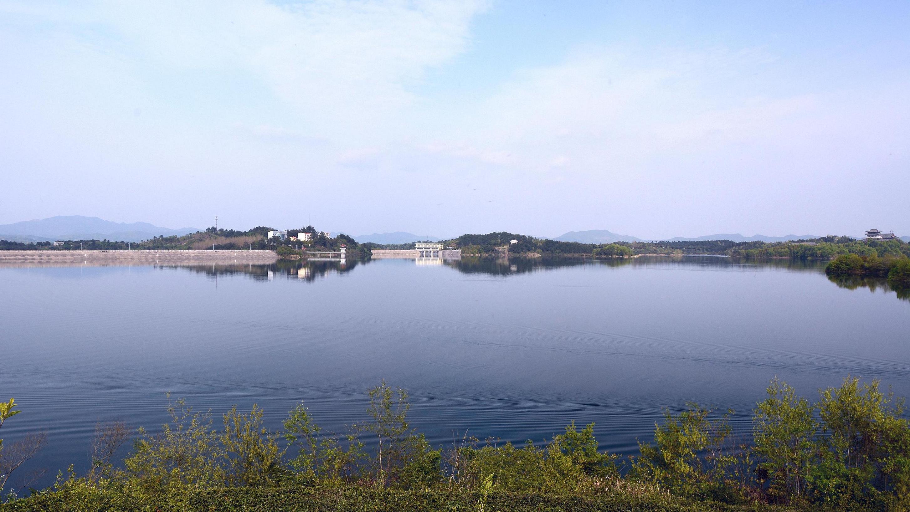 随州琵琶湖风景区图片